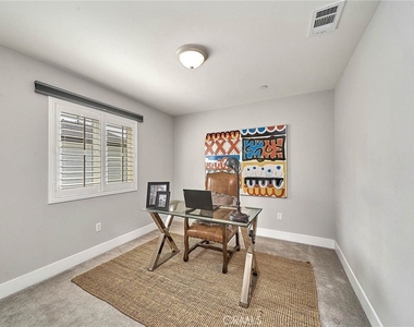 24240 Ocean Avenue - Photo Thumbnail 12