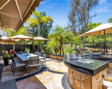28060 Paseo Hacienda - Photo Thumbnail 41