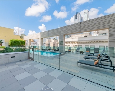 400 S Broadway S - Photo Thumbnail 36