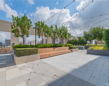 400 S Broadway S - Photo Thumbnail 44
