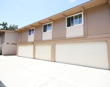 5542 Fernhill Circle - Photo Thumbnail 21