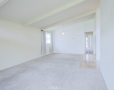5542 Fernhill Circle - Photo Thumbnail 5