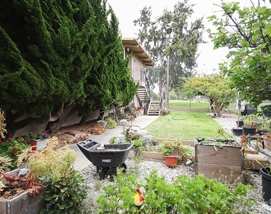 5542 Fernhill Circle - Photo Thumbnail 23