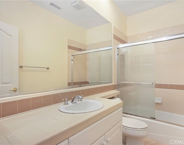 28931 Rockport Drive - Photo Thumbnail 12