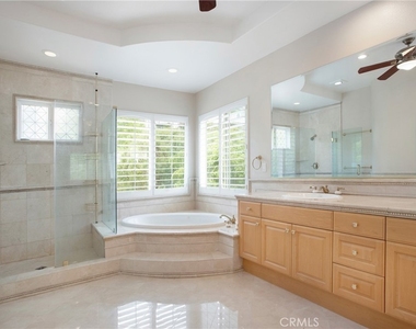 28931 Rockport Drive - Photo Thumbnail 17