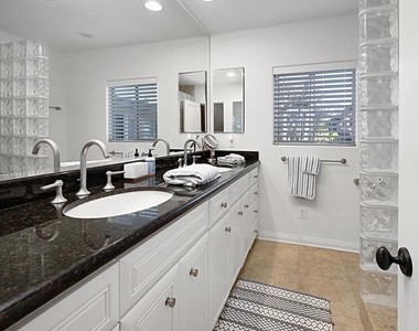 155 15th St - Photo Thumbnail 27
