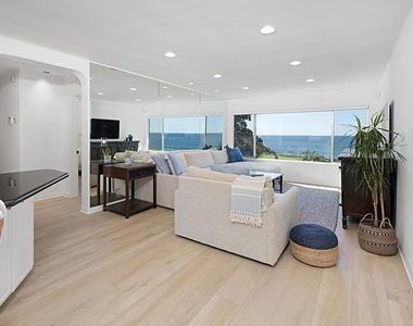 155 15th St - Photo Thumbnail 10