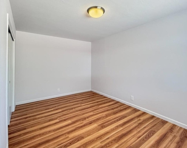 1323 Warner Avenue - Photo Thumbnail 24