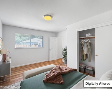 1323 Warner Avenue - Photo Thumbnail 12