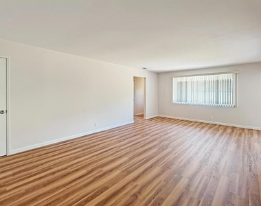 1323 Warner Avenue - Photo Thumbnail 25