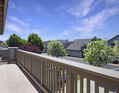 976 Pizarro Lane - Photo Thumbnail 43