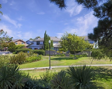 976 Pizarro Lane - Photo Thumbnail 36
