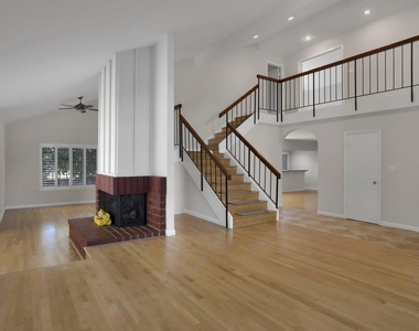 976 Pizarro Lane - Photo Thumbnail 15