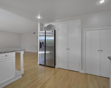 976 Pizarro Lane - Photo Thumbnail 29