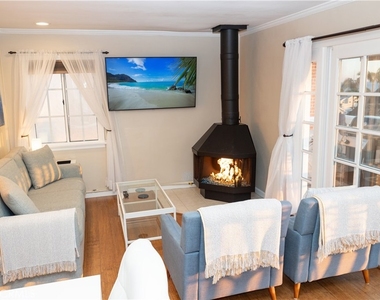 464 Bent Street - Photo Thumbnail 5