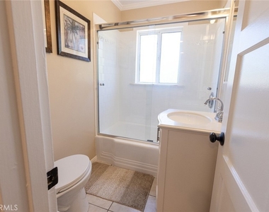 464 Bent Street - Photo Thumbnail 14