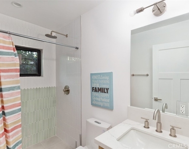4945 Stratford - Photo Thumbnail 8