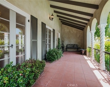 1243 Rossmoyne Avenue - Photo Thumbnail 3