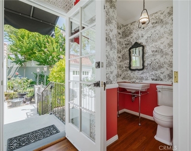1243 Rossmoyne Avenue - Photo Thumbnail 16
