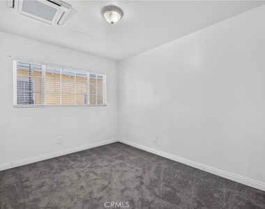15990 Yucca Street - Photo Thumbnail 10
