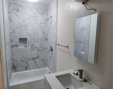 858 S Riverside - Photo Thumbnail 15