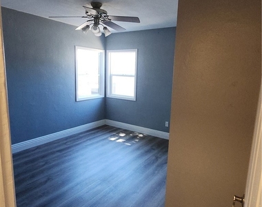 858 S Riverside - Photo Thumbnail 10