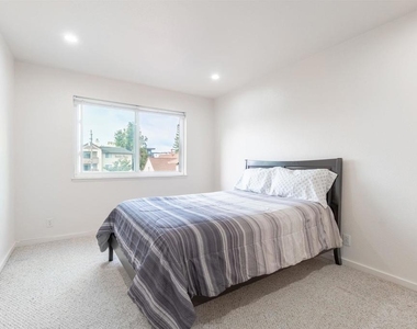 1315 A St - Photo Thumbnail 5