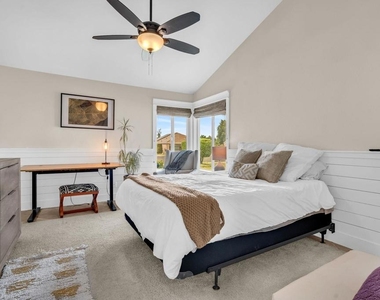 5331 Emerald Court - Photo Thumbnail 28