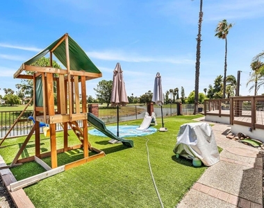 5331 Emerald Court - Photo Thumbnail 39