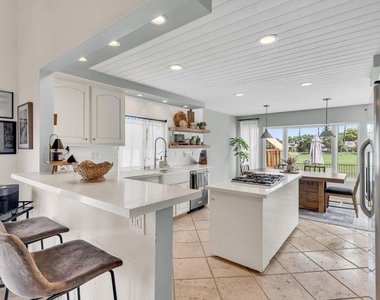 5331 Emerald Court - Photo Thumbnail 10
