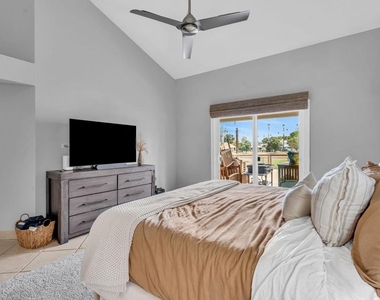 5331 Emerald Court - Photo Thumbnail 19