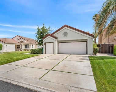 5331 Emerald Court - Photo Thumbnail 3
