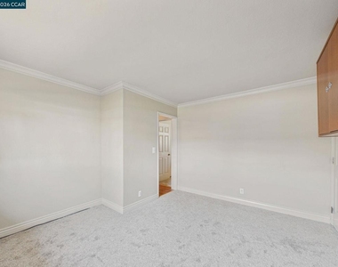 4910 Cabrillo Pt - Photo Thumbnail 39