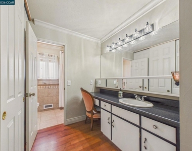 4910 Cabrillo Pt - Photo Thumbnail 44
