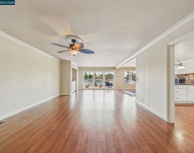 4910 Cabrillo Pt - Photo Thumbnail 21