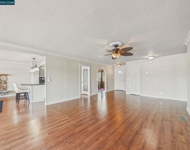 4910 Cabrillo Pt - Photo Thumbnail 25