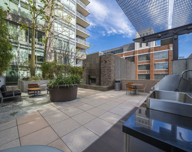 1100 S Hope Street - Photo Thumbnail 27