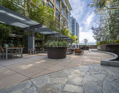 1100 S Hope Street - Photo Thumbnail 28