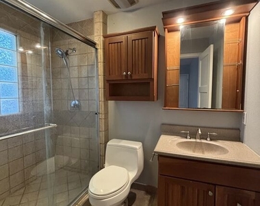 417 N Citrus Street - Photo Thumbnail 19