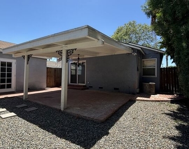 417 N Citrus Street - Photo Thumbnail 26