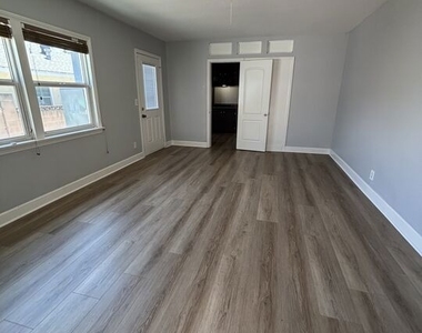 417 N Citrus Street - Photo Thumbnail 23