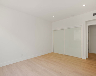 10630 Wilkins Avenue - Photo Thumbnail 3