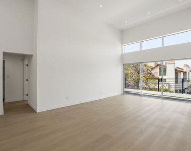10630 Wilkins Avenue - Photo Thumbnail 4