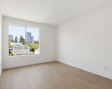 10630 Wilkins Avenue - Photo Thumbnail 11