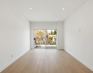 10630 Wilkins Avenue - Photo Thumbnail 13