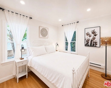 837 5th Street - Photo Thumbnail 16