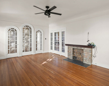 1815 Grace Avenue - Photo Thumbnail 3