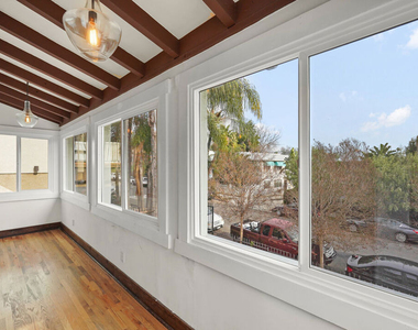 1821 Grace Avenue - Photo Thumbnail 19