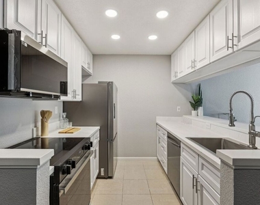 1706 Bevin Brook Drive - Photo Thumbnail 5