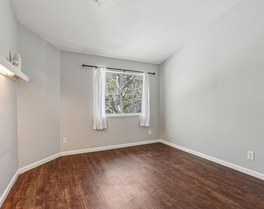1706 Bevin Brook Drive - Photo Thumbnail 12